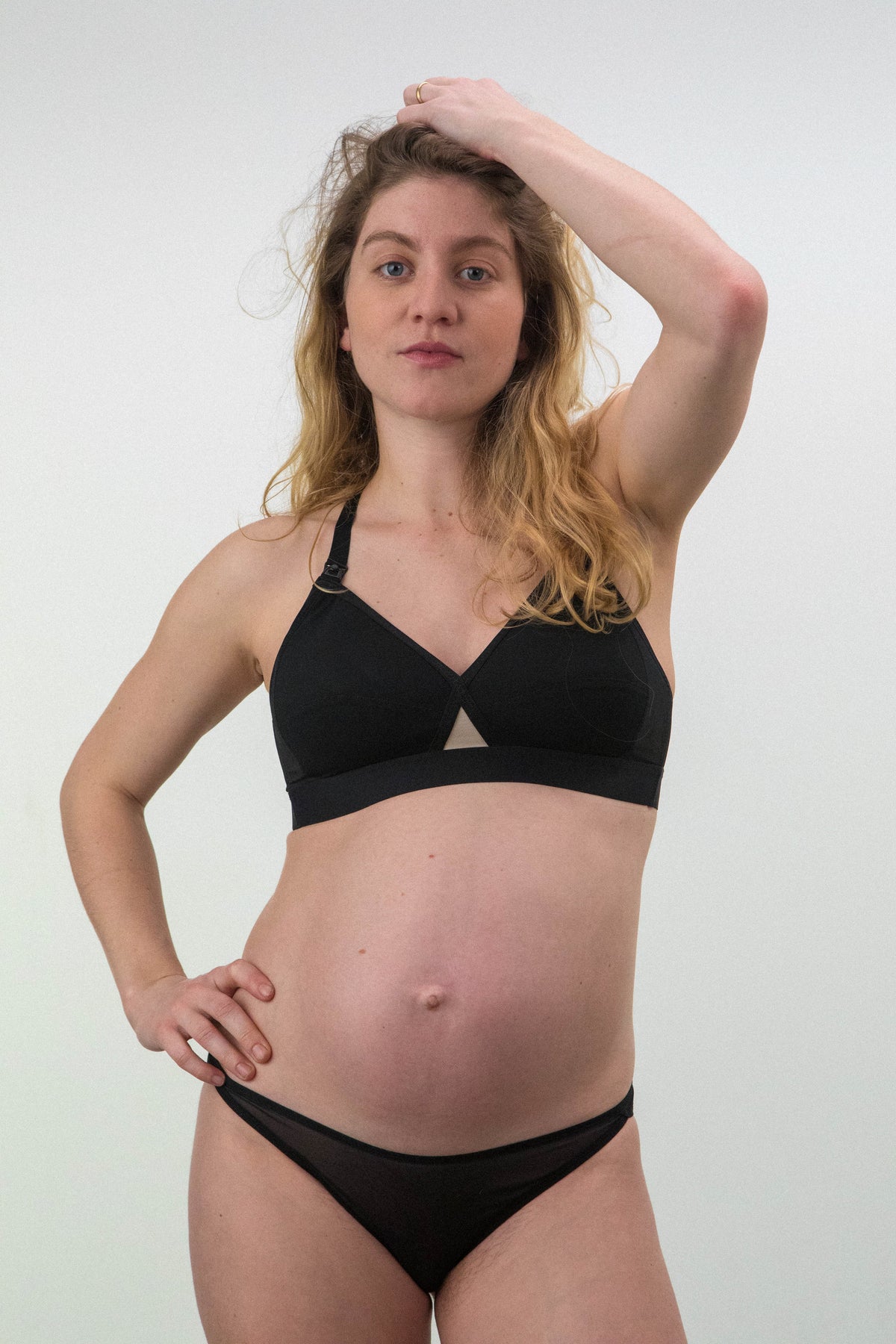 going exact (see-through, black)
