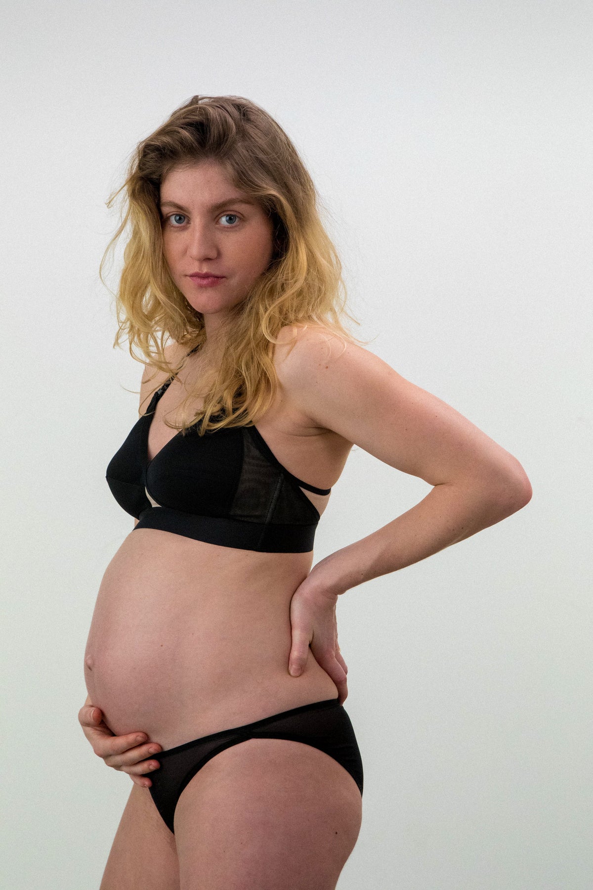 going exact (see-through, black)