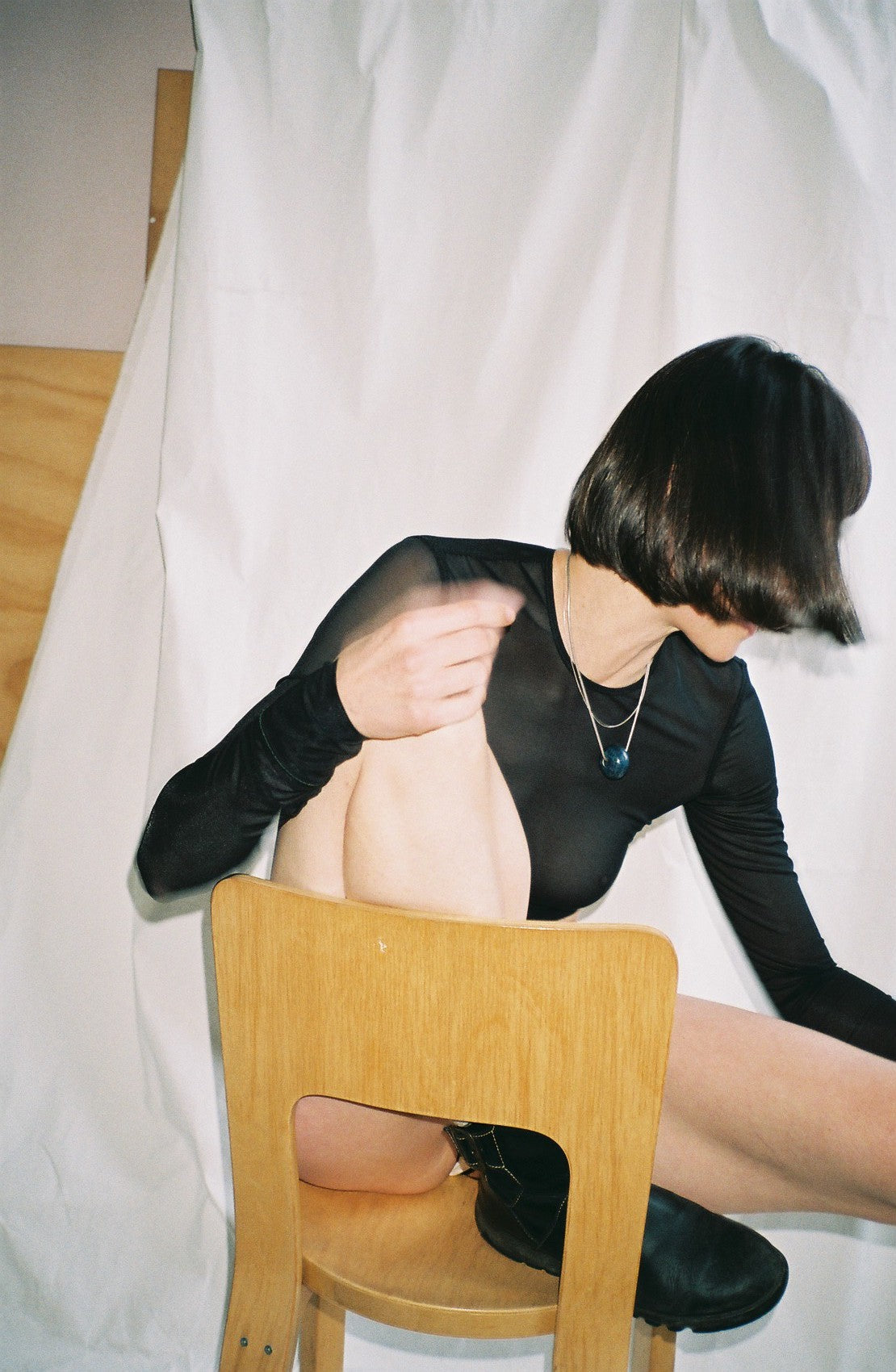 no reply (see-through, black)