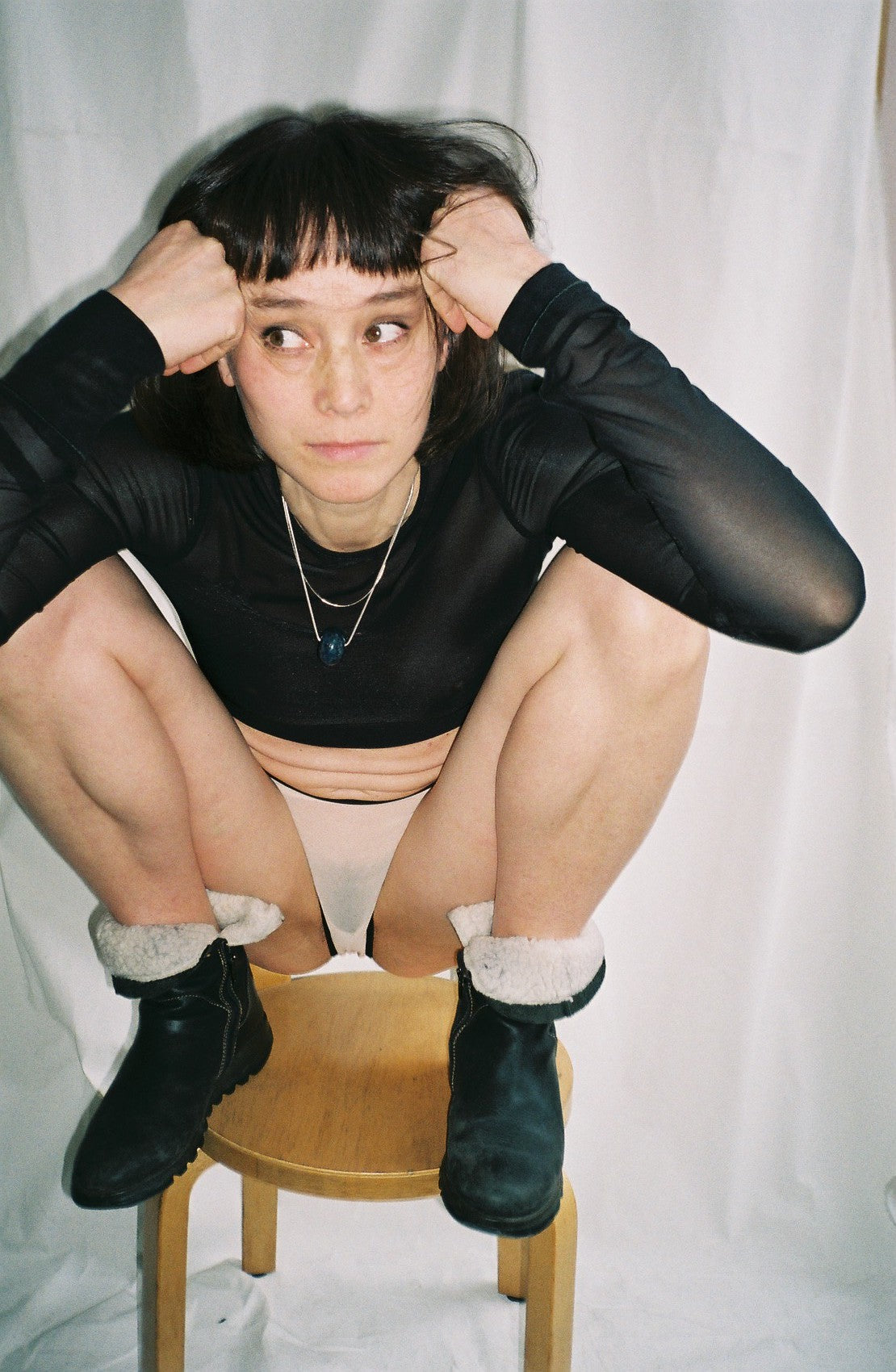 no reply (see-through, black)