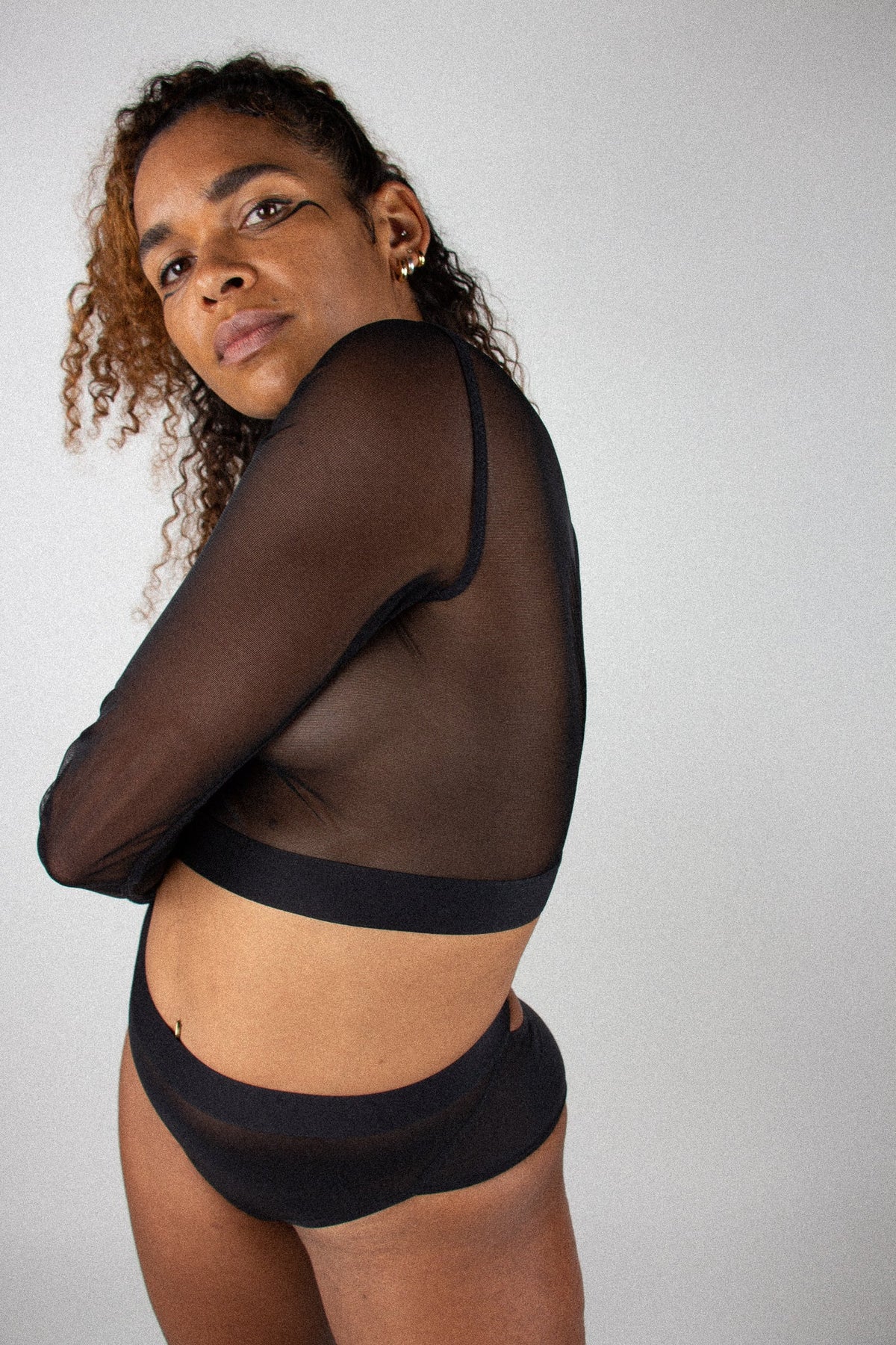 no reply (see-through, black)