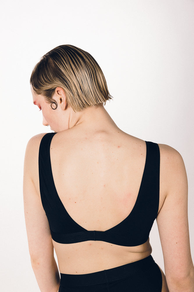 ramble on (opaque, black)