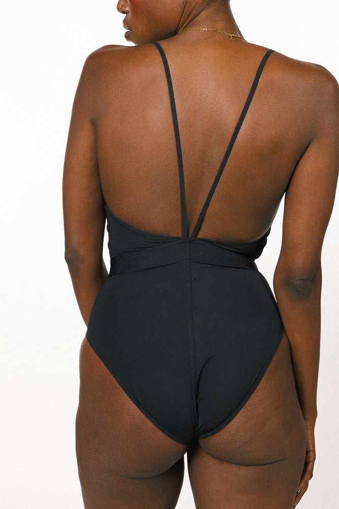 spectrr (opaque, black)