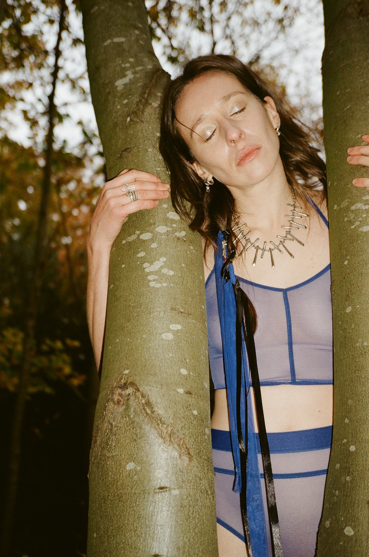 courage (see-through, bic blue)