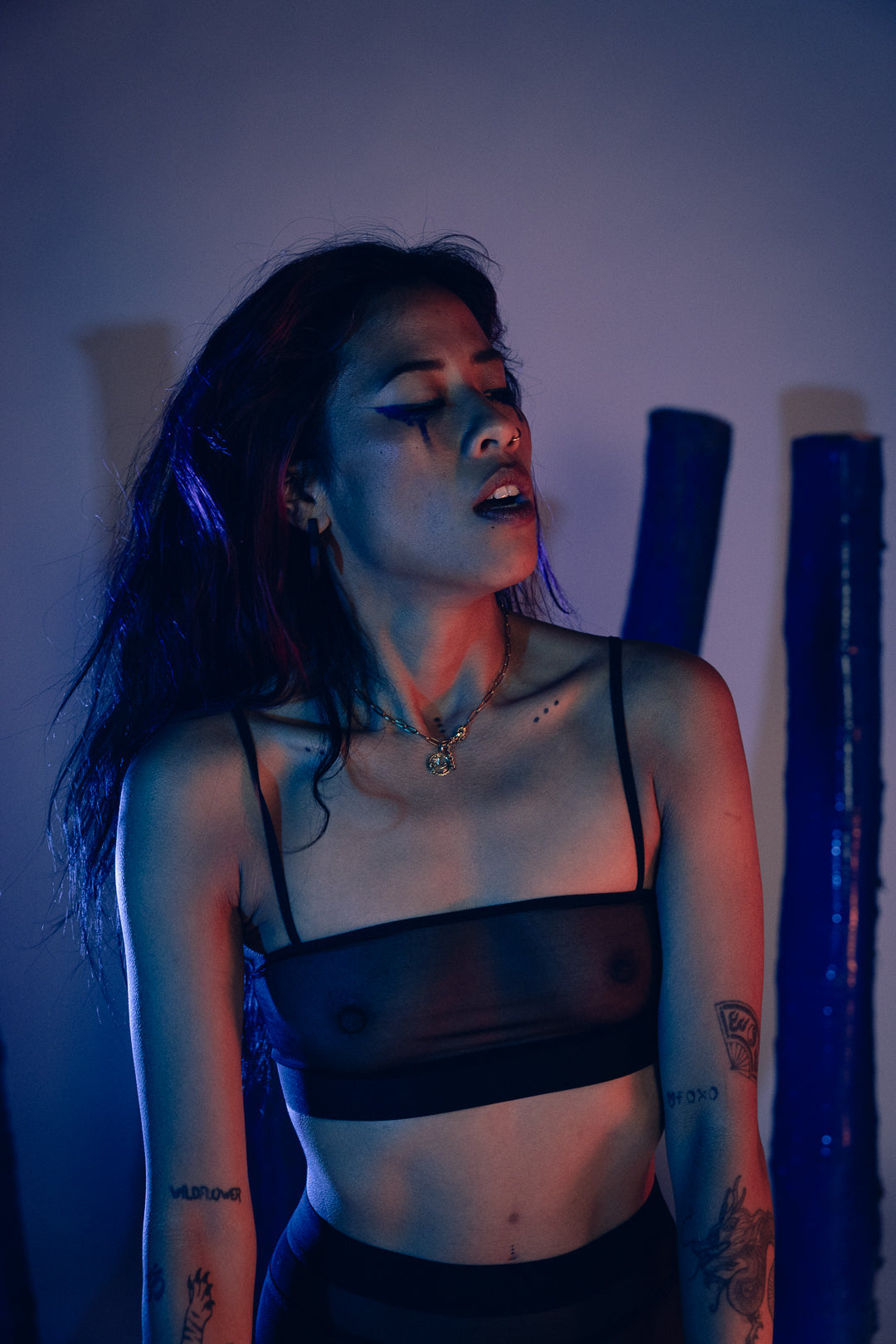 jade (see-through, black)