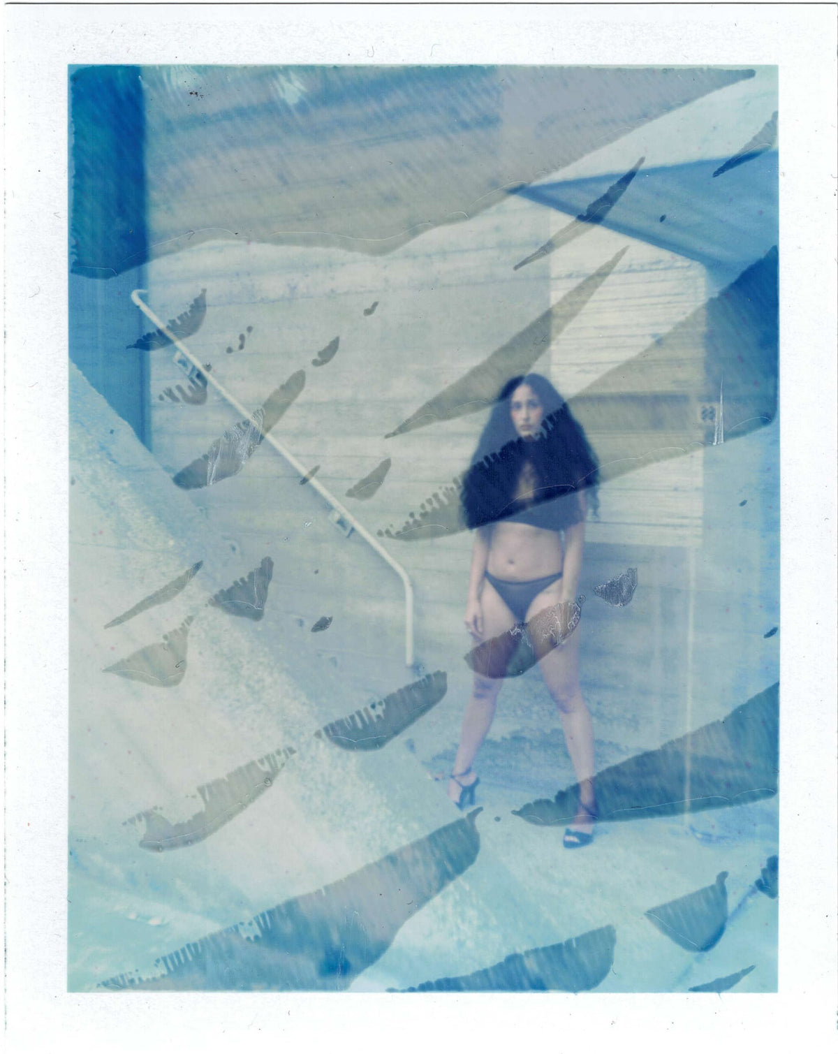 sonne (see-through, black)