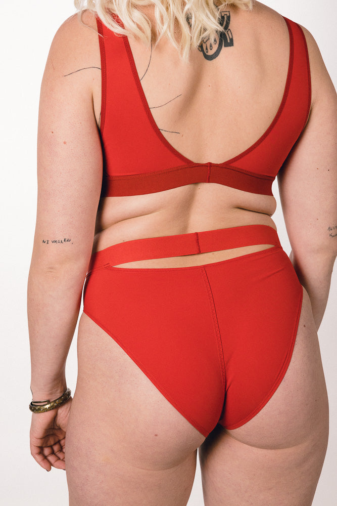 cherry (opaque, red)